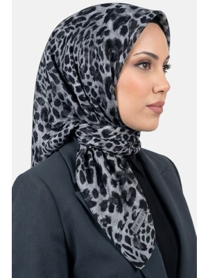 Hadiora Kadın Siyah Gri Leopar Desenli Dikişli Yazma