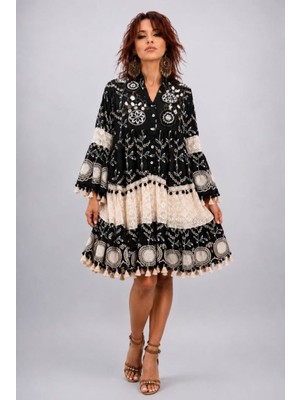 Boutique Bade Ithal Siyah Püsküllü Güpür Detaylı Elbise