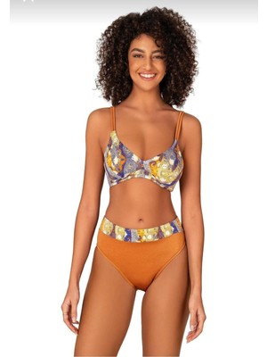 Ay Kids Plaj Şıklığını Tamamlayan Desenli  Bikini Takımı 22329-
