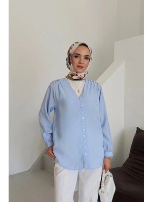 Moonsc Kadın Regular Fit V Yaka Önü Brit Detaylı Tesettür Mavi Gömlek
