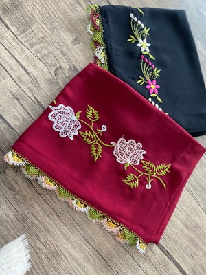 El Yapımı Nakışlı Iğne Oyası Namaz Örtüsü