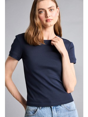 DeFacto %100 Pamuk Slim Fit Bisiklet Yaka Basic Ribana Kısa Kollu Lacivert Tişört H1354AX26SM