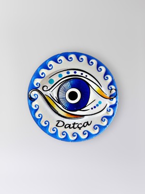 Mundy Datça Temalı Polyester Kabartmalı Nazar Magnet  Çap: 7 cm – Dekoratif Hediyelik Buzdolabı Süsü  (KOD:1220)
