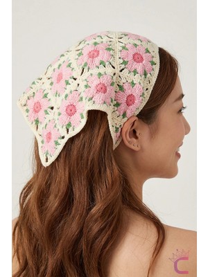 Cinderella Pastel Tonlu Çiçekli Dantel Işlemeli Bohem Örme Üçgen Bandana - Hediyelik Yazlık Örgü Saç Bandanası
