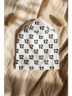 Babydonat Unisex Beyaz 12 Tipografik Desenli Pamuklu Slouchy Bere Şapka - Modern Sokak Stili Tasarım 2-4 Yaş