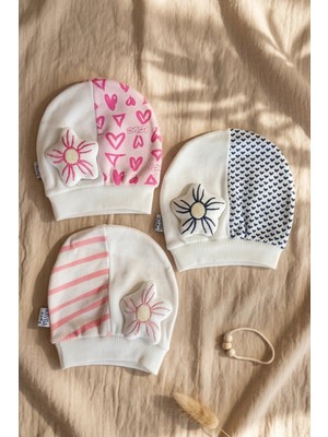 Babydonat 3'lü % 100 Pamuklu Çiçek Aplikeli Kız Bebek Bere Şapka Seti- Kalp ve Çizgi Desenli Penye Bebek Şapkası 0-3 Ay