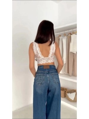 Zenvia Kadın Dantel Bralet Crop Sütyen V Yaka Askılı Şık Esnek Rahat - Beyaz