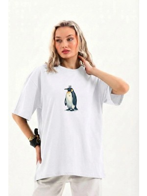 Zenvia Kadın T-Shirt Penguen Baskılı Bisiklet Yaka Kısa Kol Yazlık Tişört - Beyaz