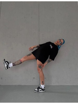 Zenvia Kadın Bisiklet Yaka Baskılı Kısa Kol Oversize T-Shirt - Siyah