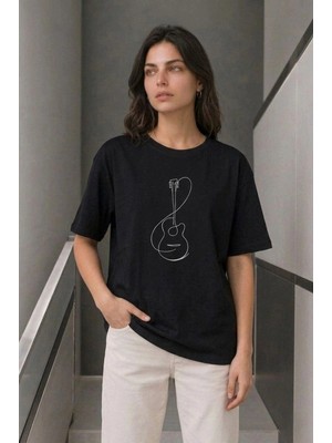 Zenvia Kadın Minimal Gitar Baskılı Tişört T-Shirt Yazlık Kısa Kol Bisiklet Yaka T-Shirt - Siyah