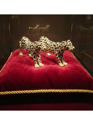 Meya Design Kristal Taş Işlemeli Altın Renk Leopar Biblo – 24X8 cm Çinko Dekoratif Obje