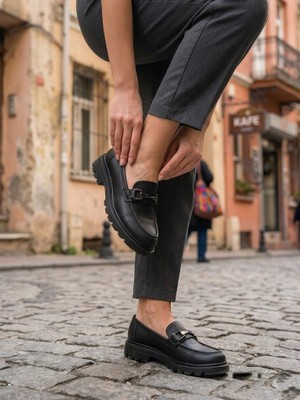 Fort Ventes 35840 Siyah Cilt Toka Detaylı Rahat Loafer Kadın Ayakkabı