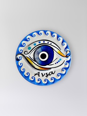 Mundy Avşa Temalı Polyester Kabartmalı Nazar Magnet  Çap: 7 cm – Dekoratif Hediyelik Buzdolabı Süsü  (KOD:1228)