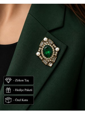 Herşey Nota Zümrüt Yeşil Kristal Taşlı Vintage Gold Kadın Broş - Şık Hediye