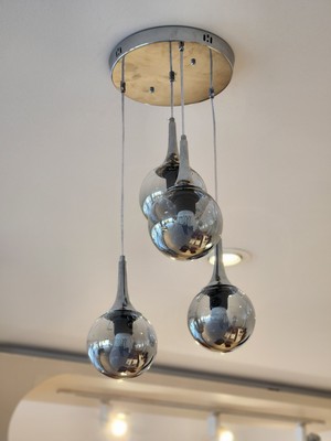 UltraMint Modern Globe Black & Silver Quad Cam Avize, Şık ve Zarif Tasarım