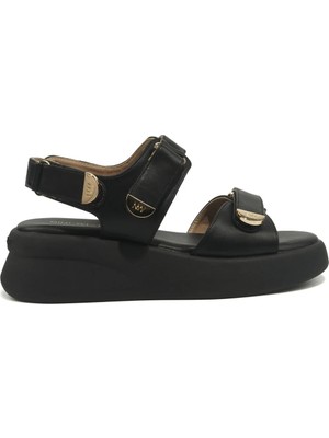 Nine West Hernan Siyah Kadın Kalın Taban Sandalet