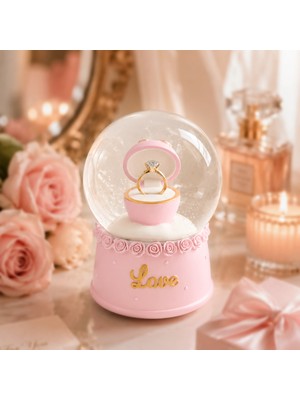Nobbystar Renkli LED Işıklı Müzikli 360° Dönen Yüzük Kar Küresi – Gece Lambası & Dekoratif Biblo 16 cm