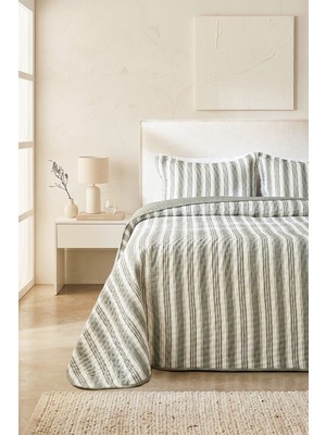 Ocean Home Textile Pamuklu Kapitoneli Haki Renk Çizgi Desen Çift Kişilik Yatak Örtüsü Seti 1 Adet 250 x 230 / 2 Adet 50 x 70 cm