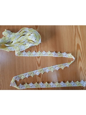 Dantelim Renkli Beyaz Çilek Güpür Dantel - 9 Mt.