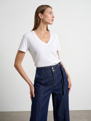 Dilvin 32847 Lyocell Karışımlı V Yaka T-Shirt-Beyaz