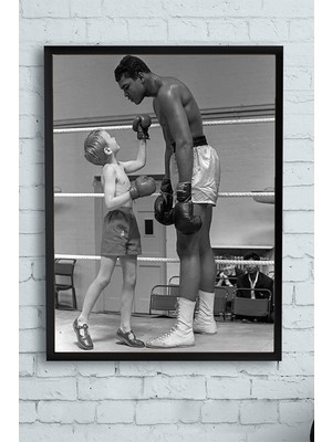 Vuralsin38 (PSTER12768) Muhammed Ali Dövüş Çerçeveli Tablo (40X50CM)