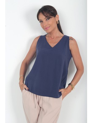 By Saygı Kadın V Yaka Pervazlı Italyan Cotton Lyocell Bluz