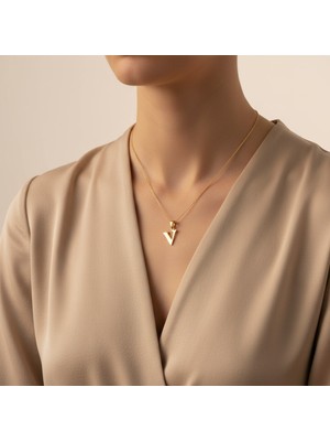 Xuping Jewelry Stil Incisi/xupıng Jewelry V Düz Harf Kolye