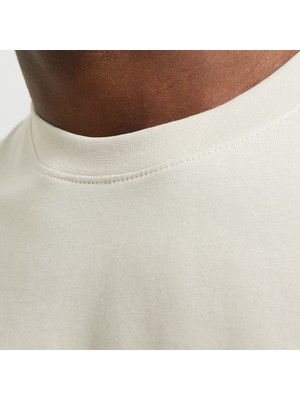 Jack & Jones Erkek Gögüs Baskili Bisiklet Yaka Tisört - Vesterbro
