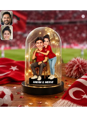 Bk Gift Kişiye Özel Türkiye Milli Takım 2026 Dünya Kupası Sevgili Karikatürlü LED Işıklı Cam Fanus Biblo - Tek Yürek Milli Takım Ruhu