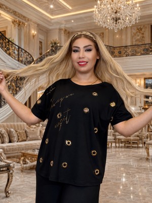 Yeşil Moda Kadın Büyük Beden Siyah Bluz Gold Halka Aksesuar ve Taş Detaylı Şık Bluz