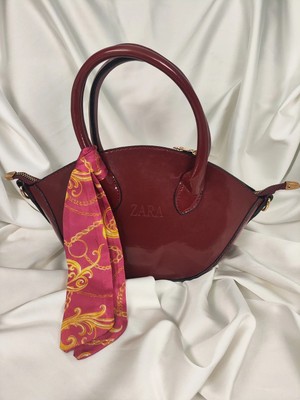 Leaf Accessory Bordo Rugan Parlak Sepet Form Şal Fularlı Mini El Çantası