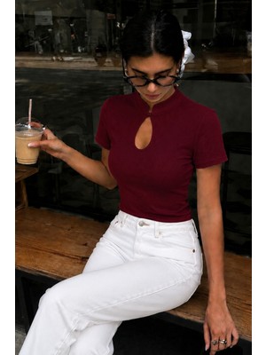 Tarz Cool Kadın Damla Yaka Düğme Detaylı Kısa Kollu Fit Bluz