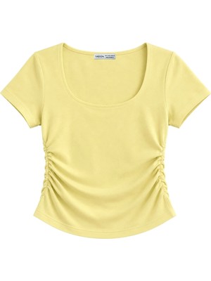 Vadon 1006 Kadın Pamuklu Kare Yaka Yan Büzgü Detaylı Basic Crop T-Shirt Bluz Tereyağı Sarısı