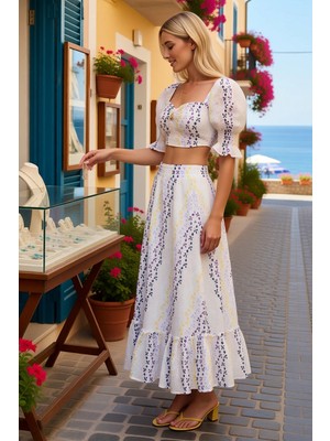 Benerly Kadın Çiçekli Desenli Brode Dokuma Crop Top Midi Etek Takımı Kalp Yaka Truvakar Kol Günlük Rahat