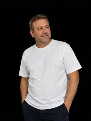 Baba Pant Simenti,sıfır Yaka %96 Pamuk , Rahat Kalıp T-Shirt - Beyaz