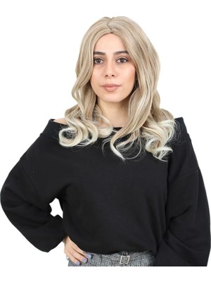 TeknoKapsül Kahkülsüz Fiber Sen Orta Boy Daalı Peruk / Karamel / Platin Röfleli