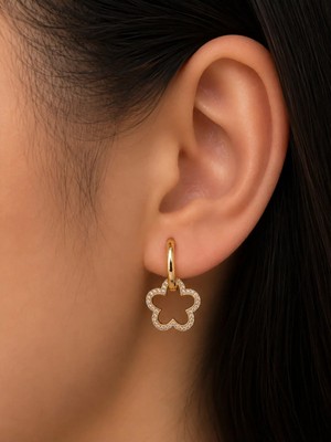 Xuping 14K Yonca Model Sallantılı Küpe