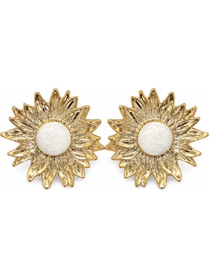 Nergis Collection Inci Görünümlü Çiçek Formlu Gold Küpe Kadın Şık ve Zarif Tasarım