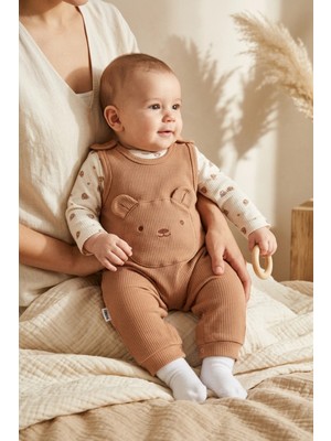 Babydonat Ayıcık Figürlü Kahve Fitilli Salopet ve Desenli Body Çorap Hediyeli 2'li Bebek Kombin Seti 3-9 Ay