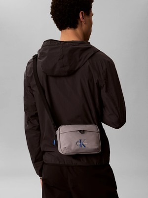 Calvin Klein Erkek Gri Calvin Klein Bold Camera Bag Gri Erkek Kamera Çantası