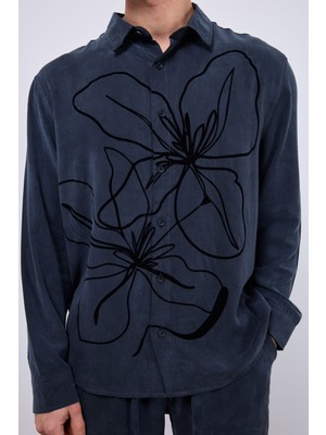 Ben Özgürüm Flower Flok Baskılı Erkek Oversize Gömlek
