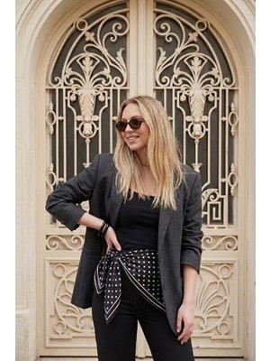 Siyah Beyaz Puantiye Model Fular Bandana Şal Estascarf 70X70 cm