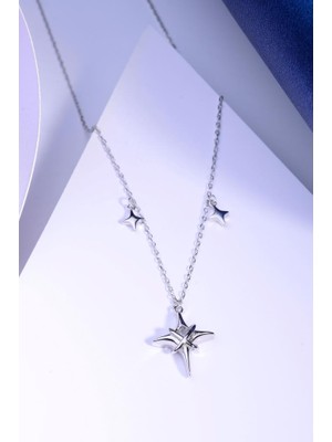 İnnuendo Jewelry Innuendo Jewelry 925 Ayar Gümüş Yıldız Figürlü Taş Detaylı Kolye