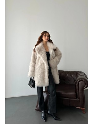 Kadın Bej Oversize Premium Kürk Kaban MLB106