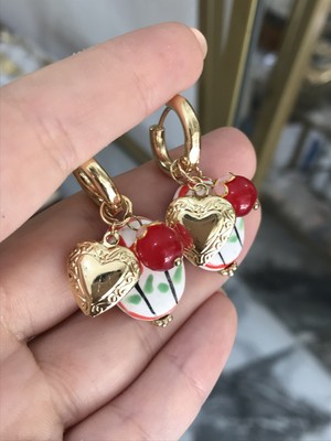 The Asel İnci Seramik Charmlı Küpe