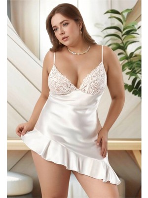 Fevien Kadın Ekru Büyük Beden Saten Gecelik - Göğsü Güpürlü ve Eteği Fırfırlı Plus Size Gecelik