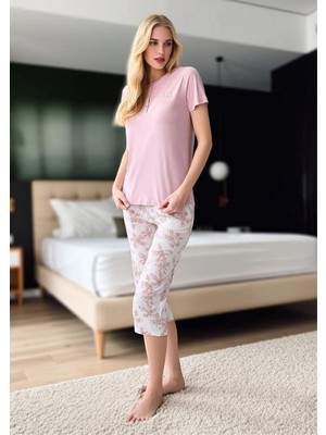 Fevien Kadın Çiçek Desenli Kapri Pijama Takımı - Yarım Düğmeli Pamuklu Ev Giyimi