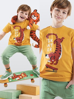 Skater Erkek Çocuk T-Shirt Kapri Şort Takım