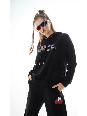 Lisanslı Kapüşonlu Kalın Oversize Siyah Sweatshirt