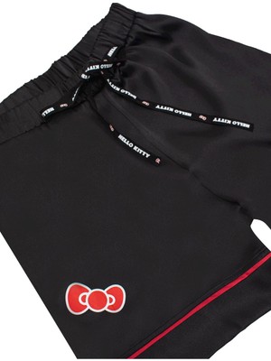 Hello Kitty Lisanslı Düğmeli Kısa Saten Şortlu Pijama Takımı